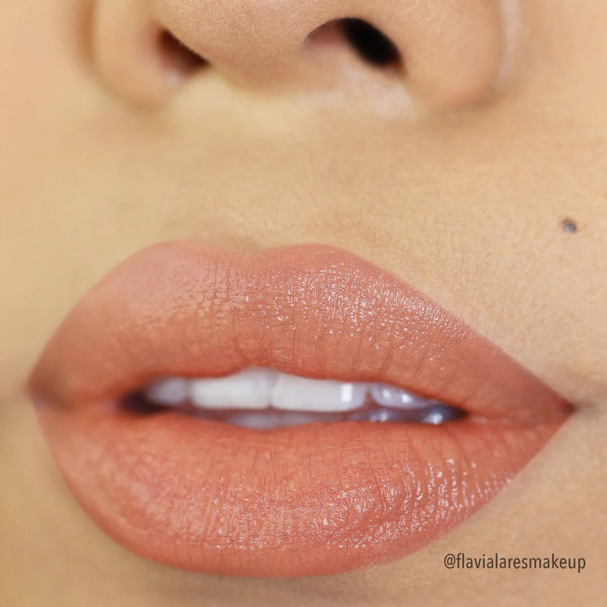 Moira Signature Lipstick | 01 Nude Chic